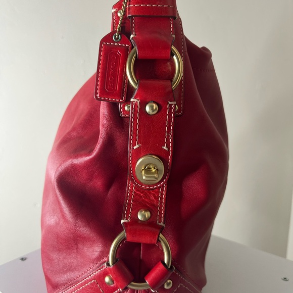 COACH Carly Hobo - Picture 4 of 12